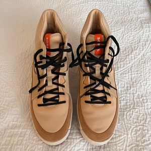 Women’s Sorel Ona 503 Mid Sneaker size 10.5